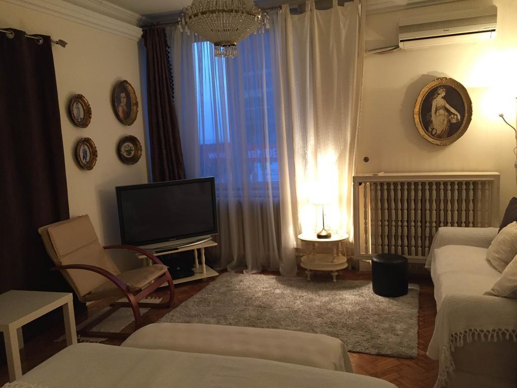 Apartment Baroque Белград Экстерьер фото